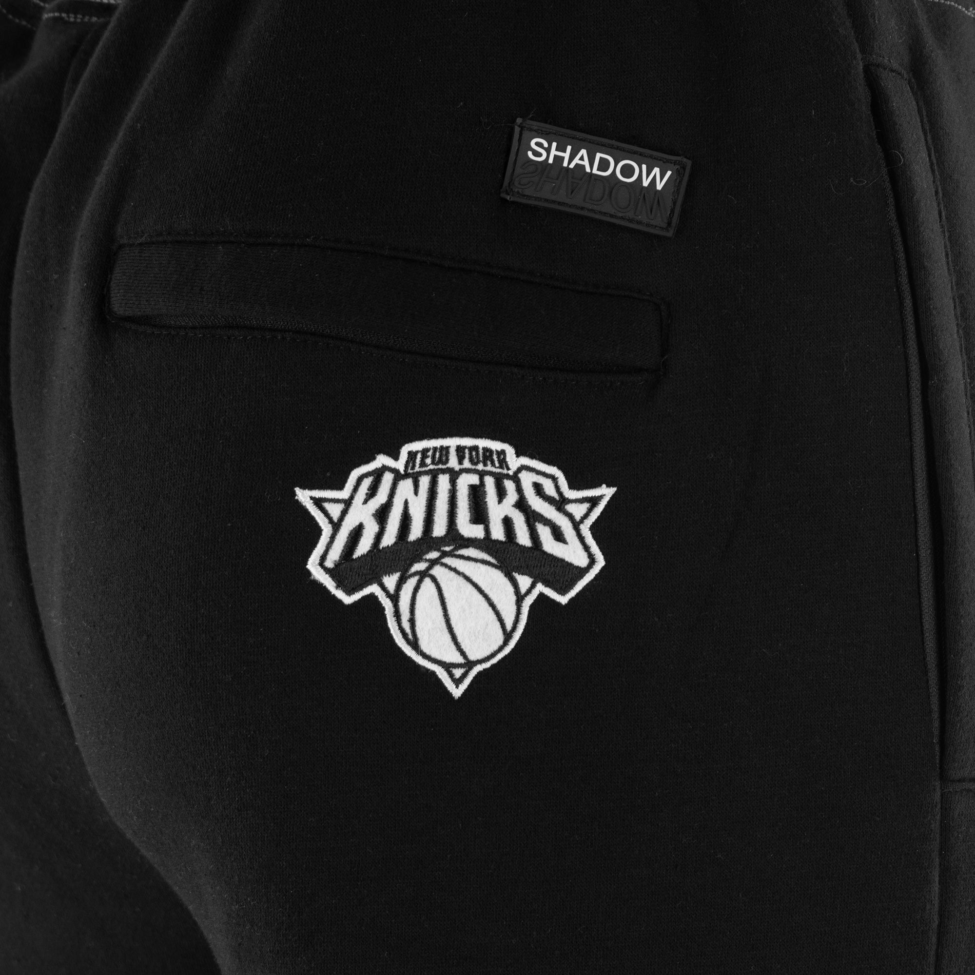 Knicks Shadow Legacy Fleece Pants - Black